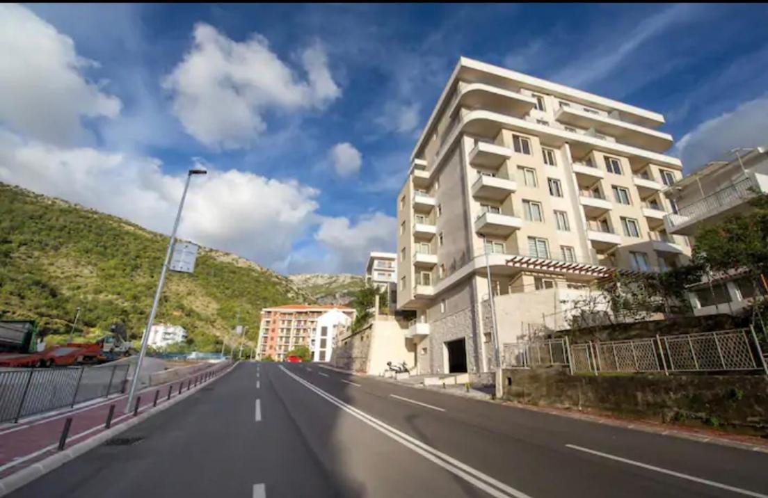 Apartments Milica Becici  Bagian luar foto